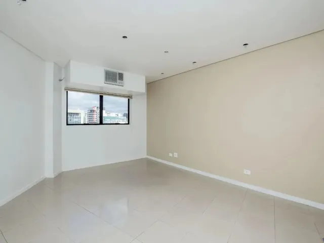 Sala para alugar, no bairro Centro em Curitiba