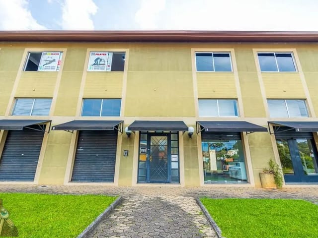 Sala para alugar, no bairro Bom Retiro em Curitiba