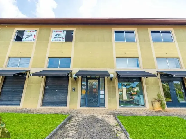 Sala para alugar, no bairro Bom Retiro em Curitiba