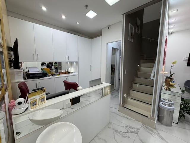 Sala com 90m², à venda, no bairro Indianópolis em São Paulo