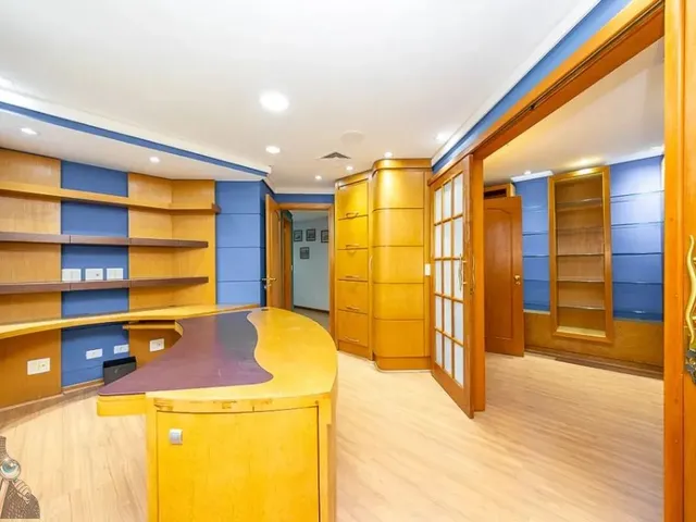 Sala para alugar, no bairro Bom Retiro em Curitiba
