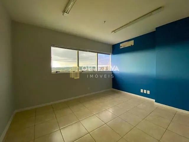 Sala para alugar, no bairro Hamburgo Velho em Novo Hamburgo