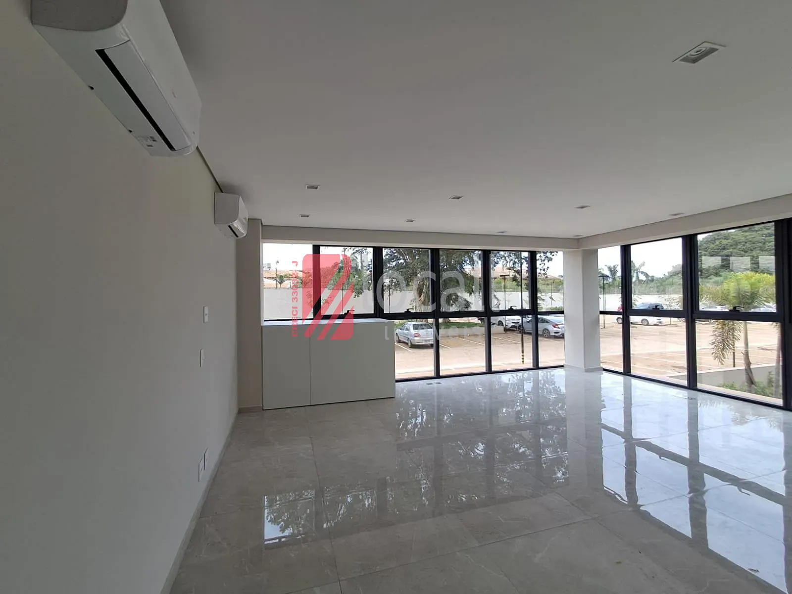 Conjunto Comercial / Sala  para aluguel, 48m² — foto 1 de 5