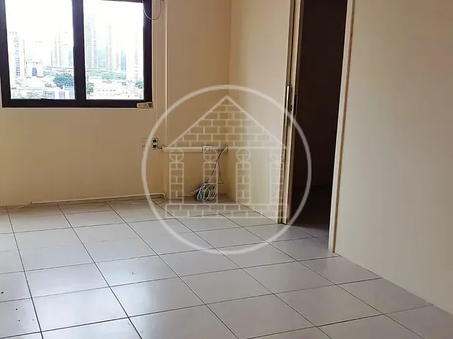 Sala à venda ou para alugar, no bairro Chácara Santo Antônio (Zona Sul) em São Paulo
