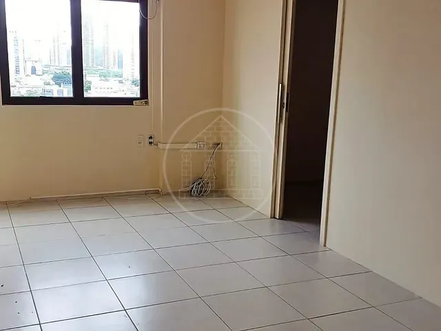 Sala à venda ou para alugar, no bairro Chácara Santo Antônio (Zona Sul) em São Paulo