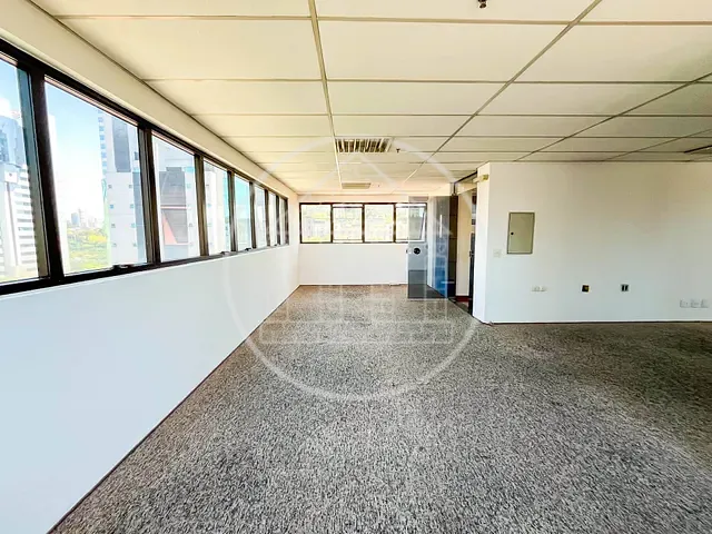 Sala para alugar, no bairro Berrini em São Paulo