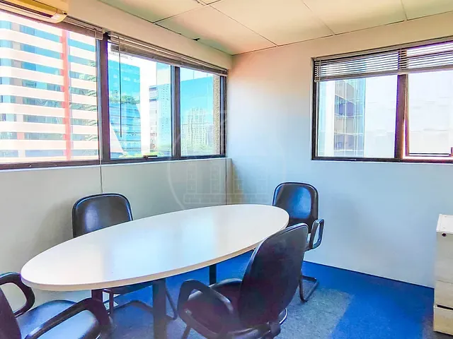 Sala para alugar, no bairro Berrini em São Paulo