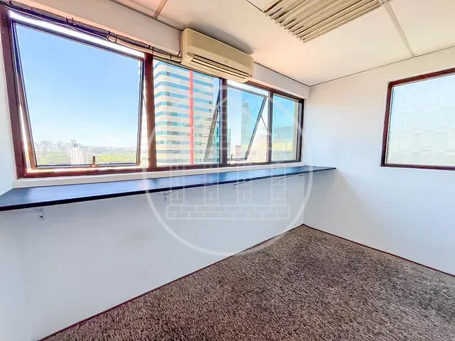 Sala para alugar, no bairro Berrini em São Paulo