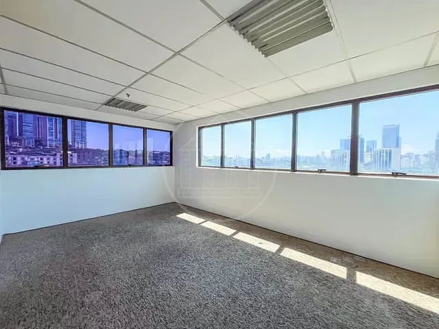 Sala para alugar, no bairro Berrini em São Paulo