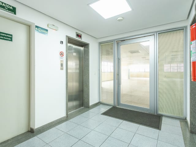 Sala com 266m², à venda, no bairro Vila Olímpia em São Paulo
