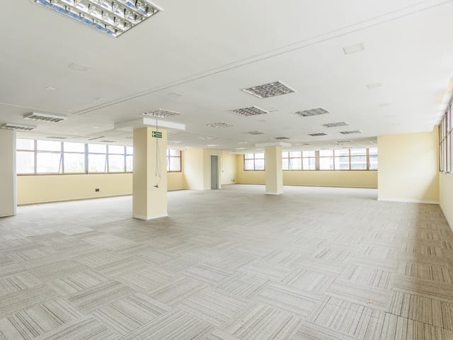 Sala com 266m², à venda, no bairro Vila Olímpia em São Paulo