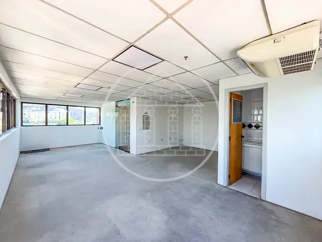 Sala para alugar, no bairro Cidade Monções em São Paulo