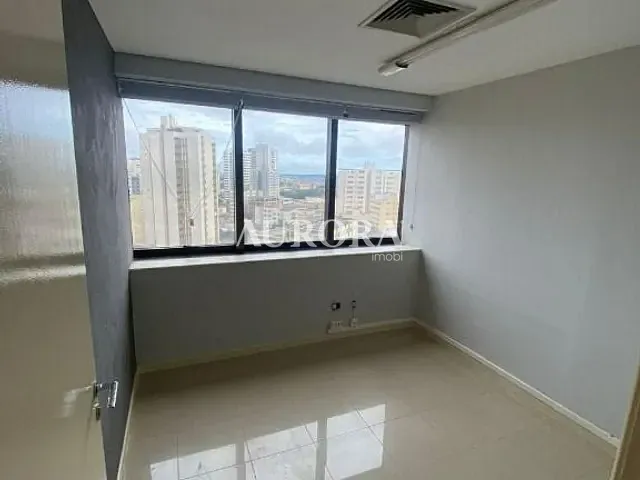 Sala com 140m², à venda, no bairro Centro em Londrina