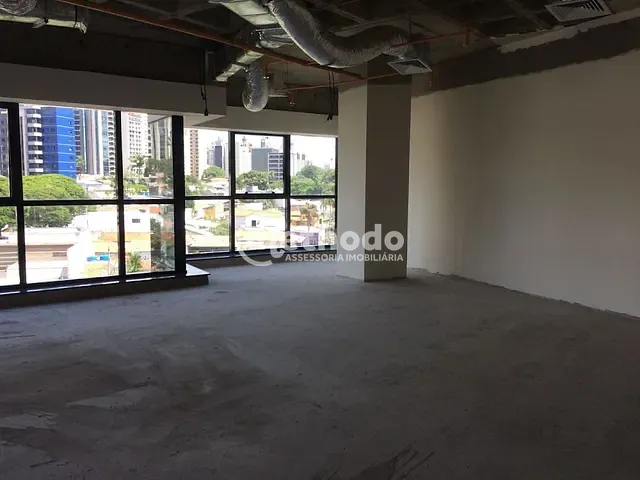 Sala com 213m², para alugar, no bairro Cambuí em Campinas