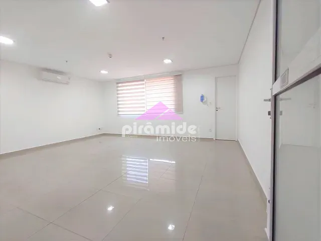 Sala com 35m², à venda, no bairro Jardim Oswaldo Cruz em São José dos Campos