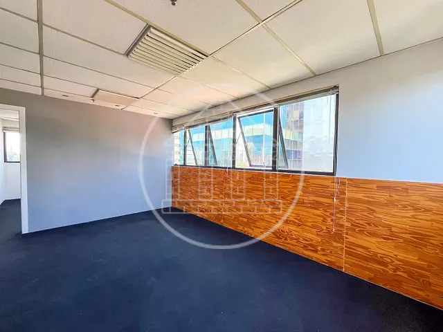 Sala para alugar, no bairro Cidade Monções em São Paulo