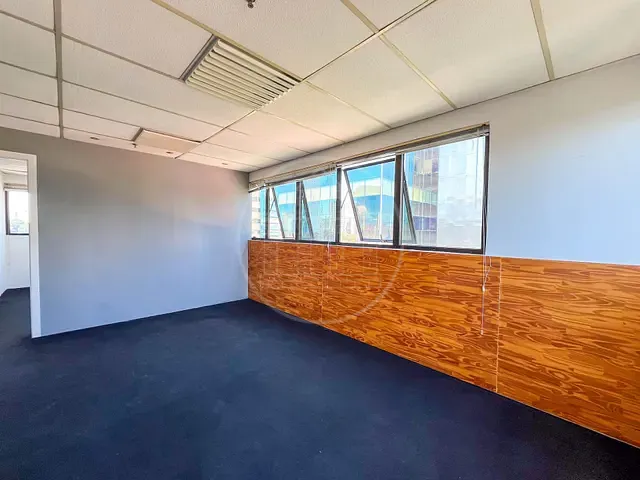 Sala para alugar, no bairro Cidade Monções em São Paulo
