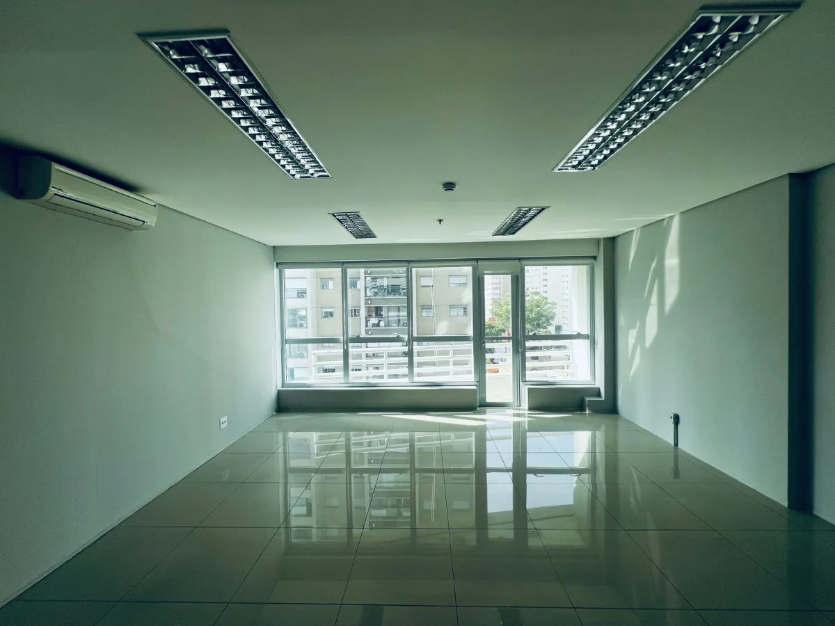 Conjunto comercial para venda e locação em Consolação, 33m²
