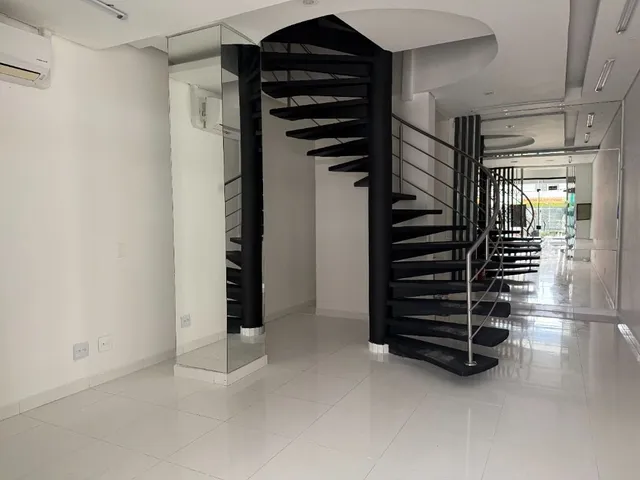 Sala para alugar, no bairro Água Verde em Curitiba