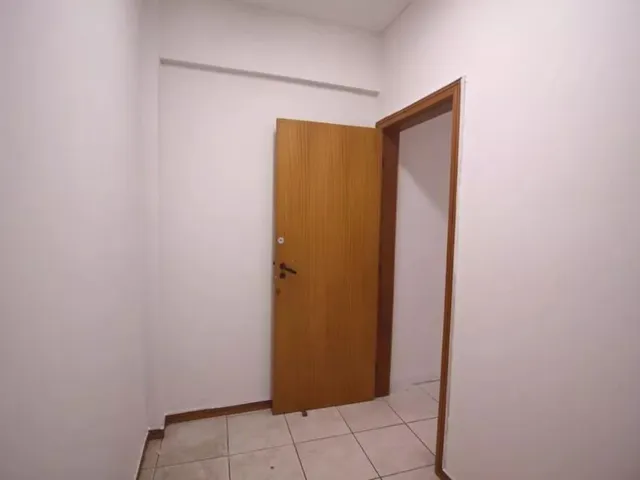 Sala à venda, no bairro Champagnat em Curitiba