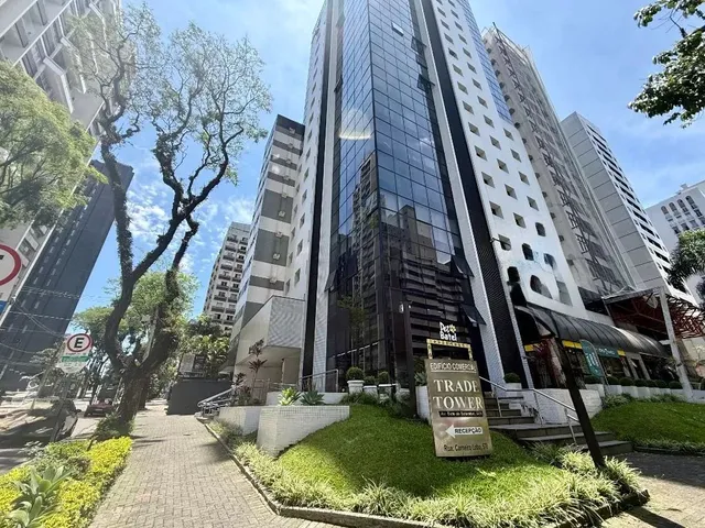 Sala à venda, no bairro Batel em Curitiba