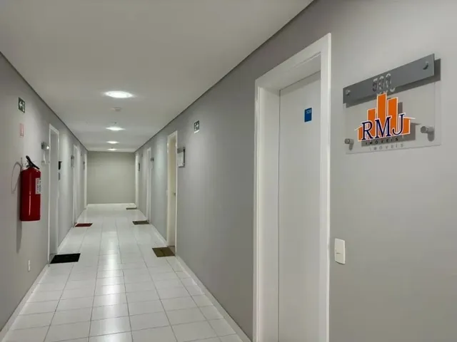 Sala à venda, no bairro Bigorrilho em Curitiba