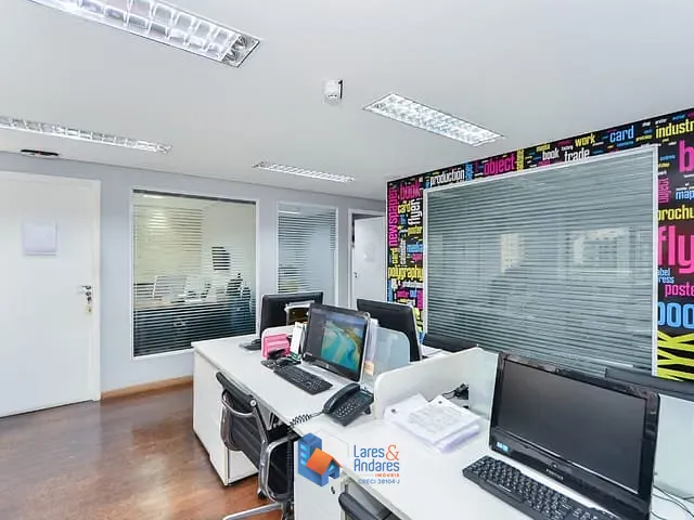 Sala com 140m², à venda, no bairro Vila Andrade em São Paulo