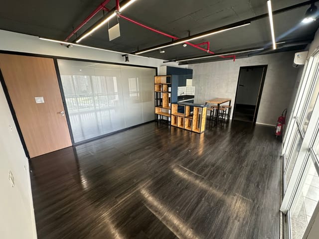 Sala com 109m², à venda, no bairro Água Branca em São Paulo