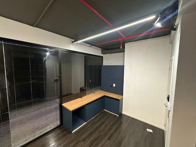 Sala com 109m², à venda, no bairro Água Branca em São Paulo