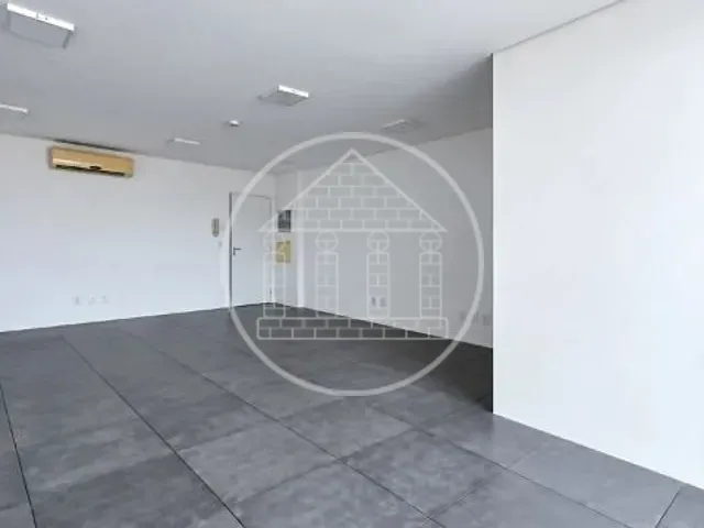 Sala com 38m², à venda, no bairro Chácara Santo Antônio (Zona Sul) em São Paulo