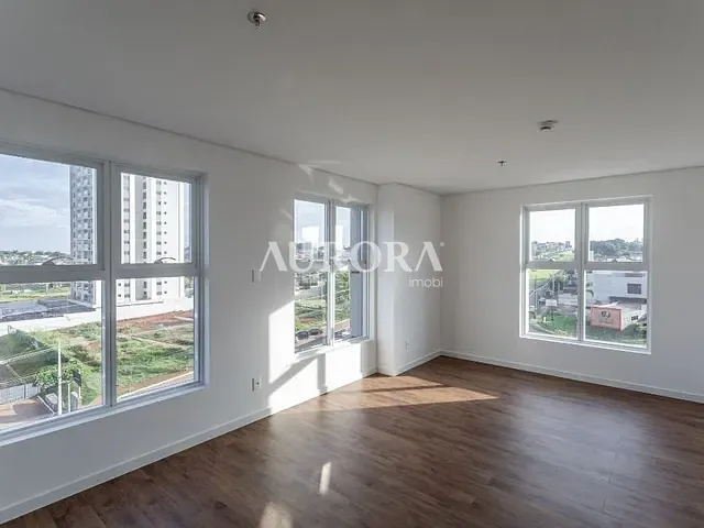 Sala com 81m², à venda, no bairro Bela Suiça em Londrina