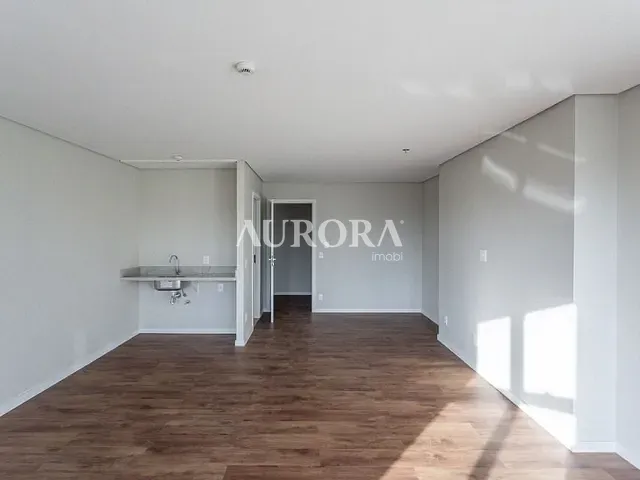 Sala com 81m², à venda, no bairro Bela Suiça em Londrina