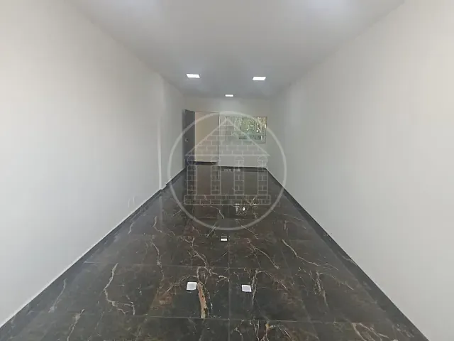 Sala para alugar, no bairro Interlagos em São Paulo