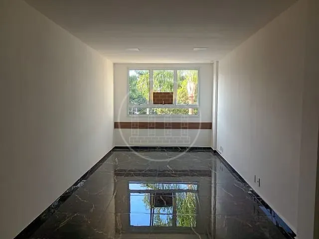Sala para alugar, no bairro Interlagos em São Paulo