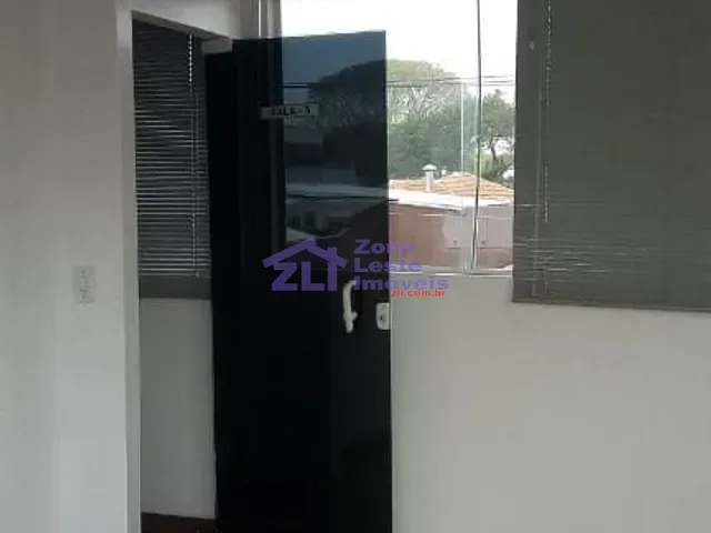 Sala com 27m², para alugar, no bairro Vila Gomes Cardim em São Paulo