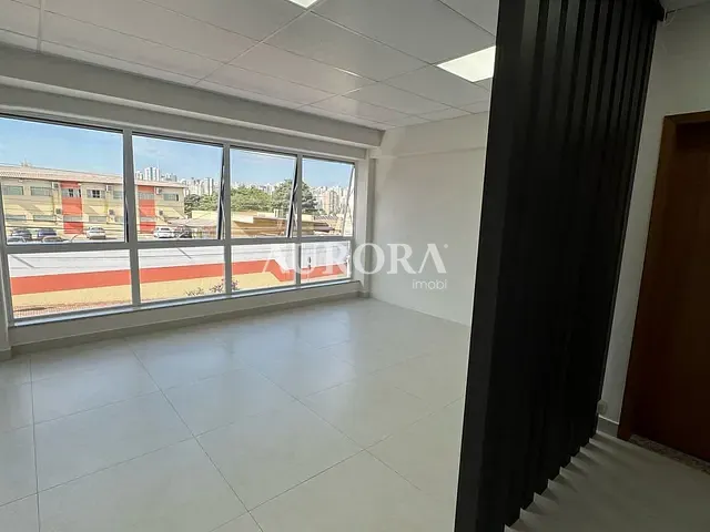 Sala para alugar, no bairro Centro em Londrina