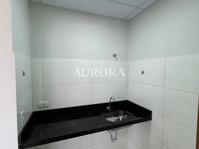 Sala para alugar, no bairro Centro em Londrina