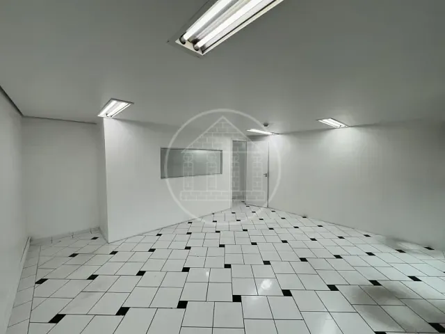 Sala com 60m², para alugar, no bairro Santo Amaro em São Paulo