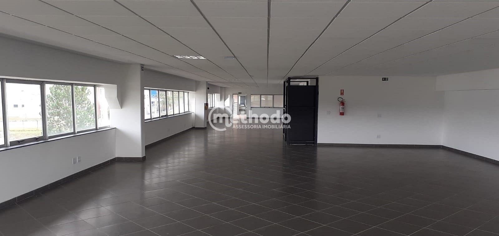 Sala-Conjunto, 331 m² - Foto 1