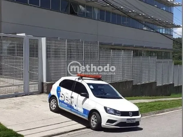Sala com 332m², para alugar, no bairro Distrito Industrial Alfredo Rella em Itatiba