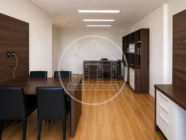 Sala com 42m², à venda ou para alugar, no bairro Chácara Santo Antônio (Zona Sul) em São Paulo