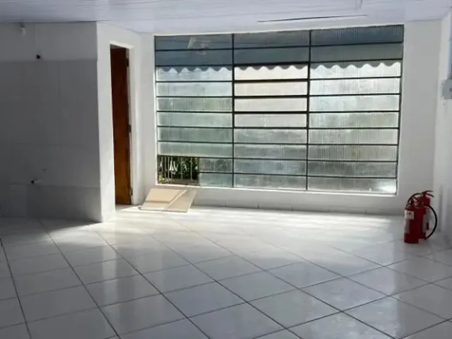 Sala para alugar, no bairro Água Verde em Curitiba