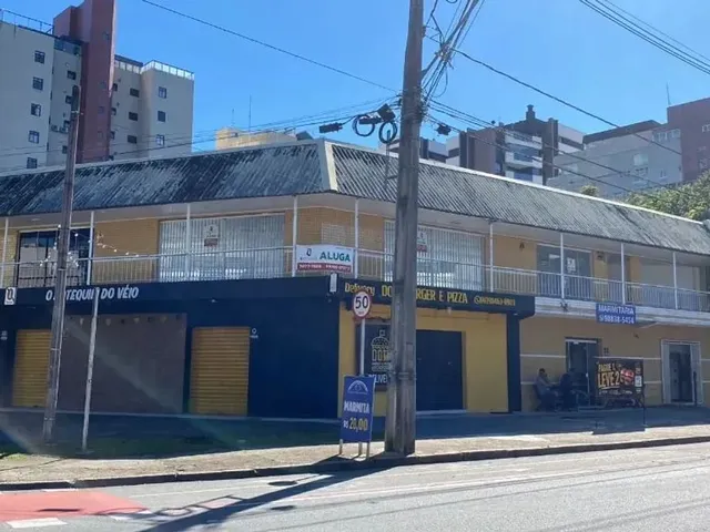 Sala para alugar, no bairro Água Verde em Curitiba