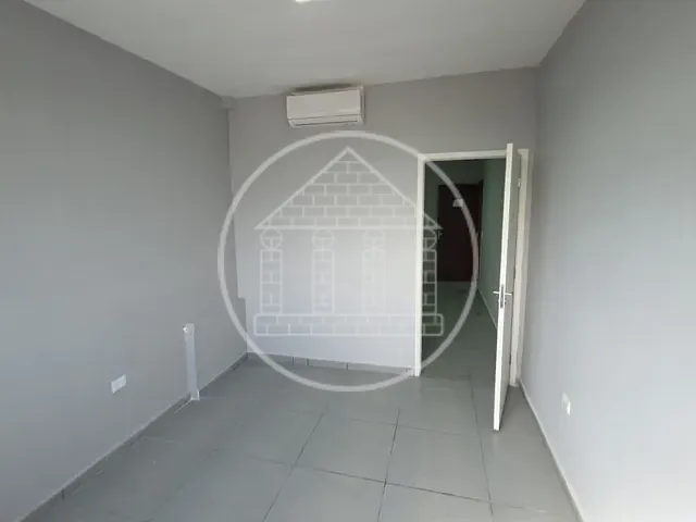 Sala para alugar, no bairro Cidade Dutra em São Paulo