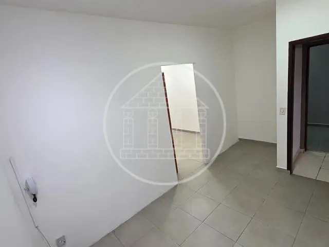 Sala para alugar, no bairro Cidade Dutra em São Paulo