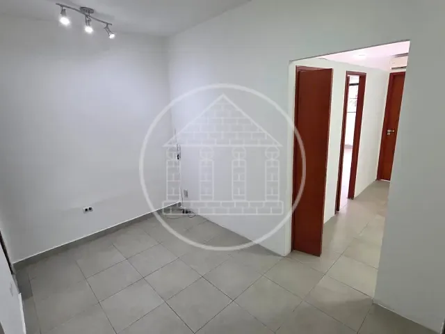Sala para alugar, no bairro Cidade Dutra em São Paulo