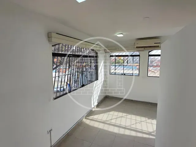 Sala para alugar, no bairro Cidade Dutra em São Paulo