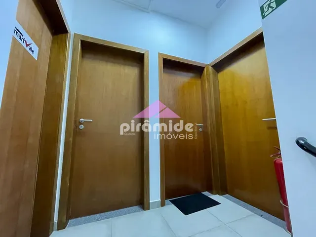 Sala com 43m², para alugar, no bairro Jardim das Indústrias em São José dos Campos