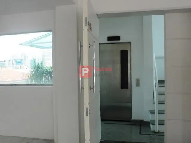 Sala com 119m², para alugar, no bairro Brooklin Paulista em São Paulo