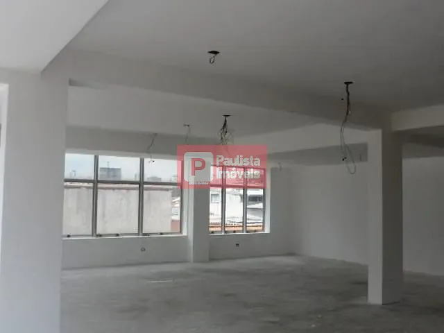 Sala com 119m², para alugar, no bairro Brooklin Paulista em São Paulo